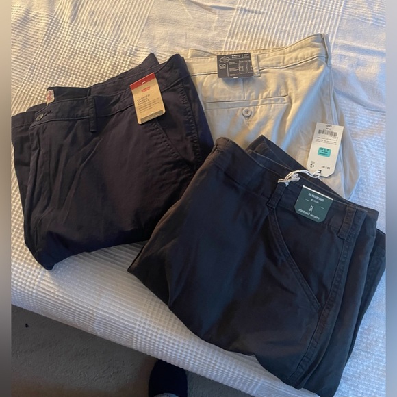 Three pairs for 1 price! Big and Tall Men’s Shorts Lot NWT 44 - Picture 1 of 4